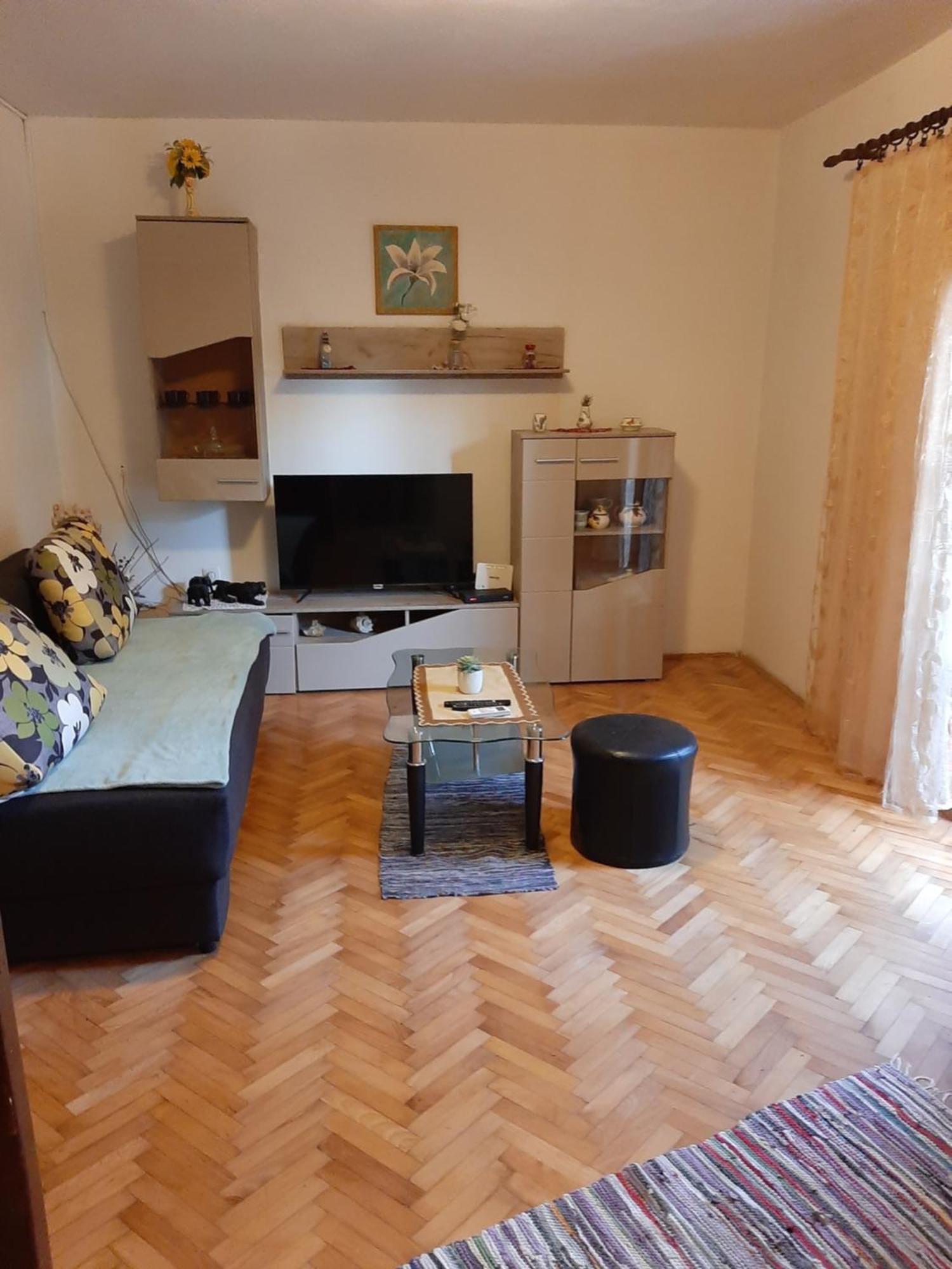 Apartmani Marija Povljana Phòng bức ảnh