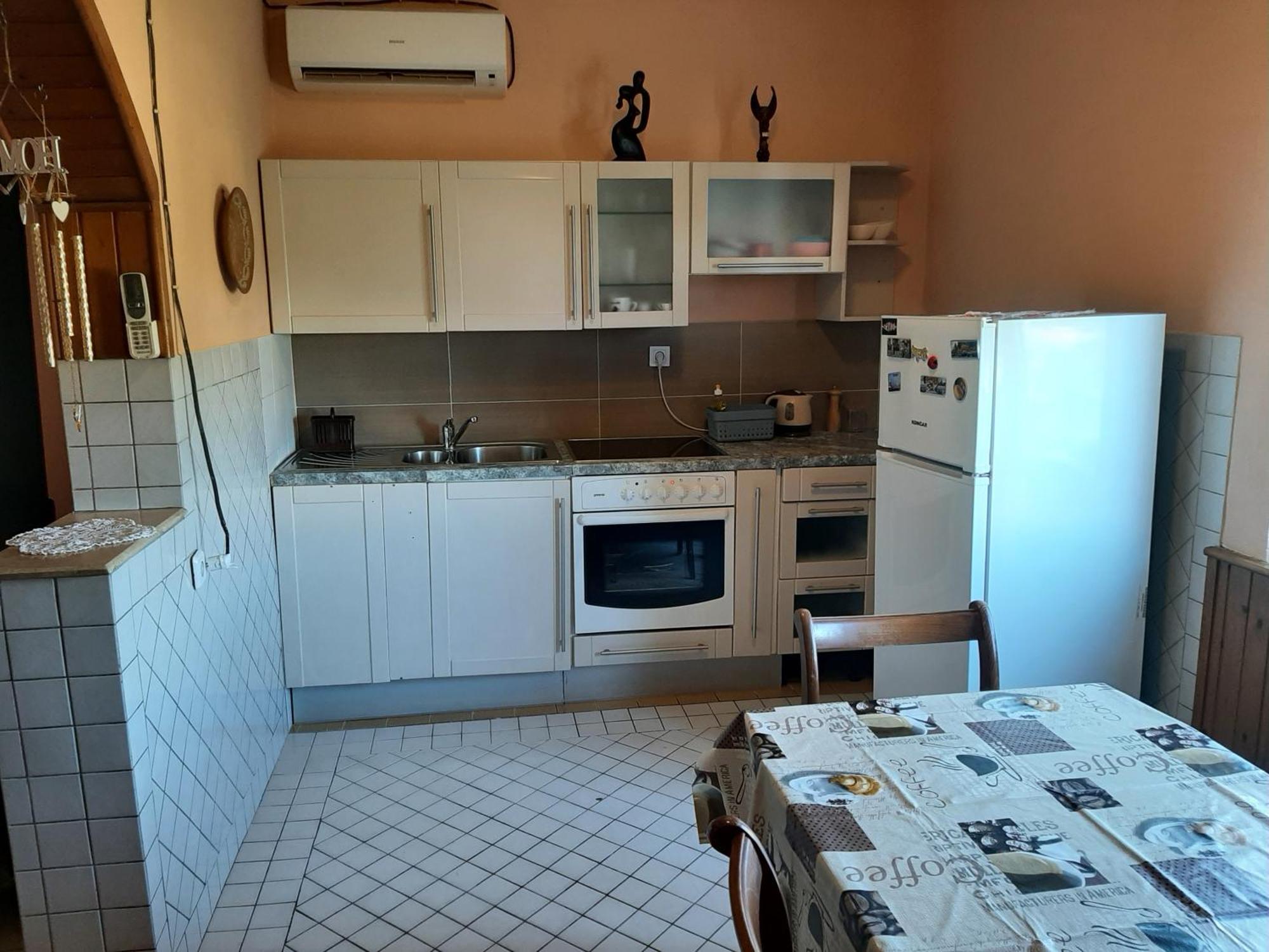 Apartmani Marija Povljana Phòng bức ảnh