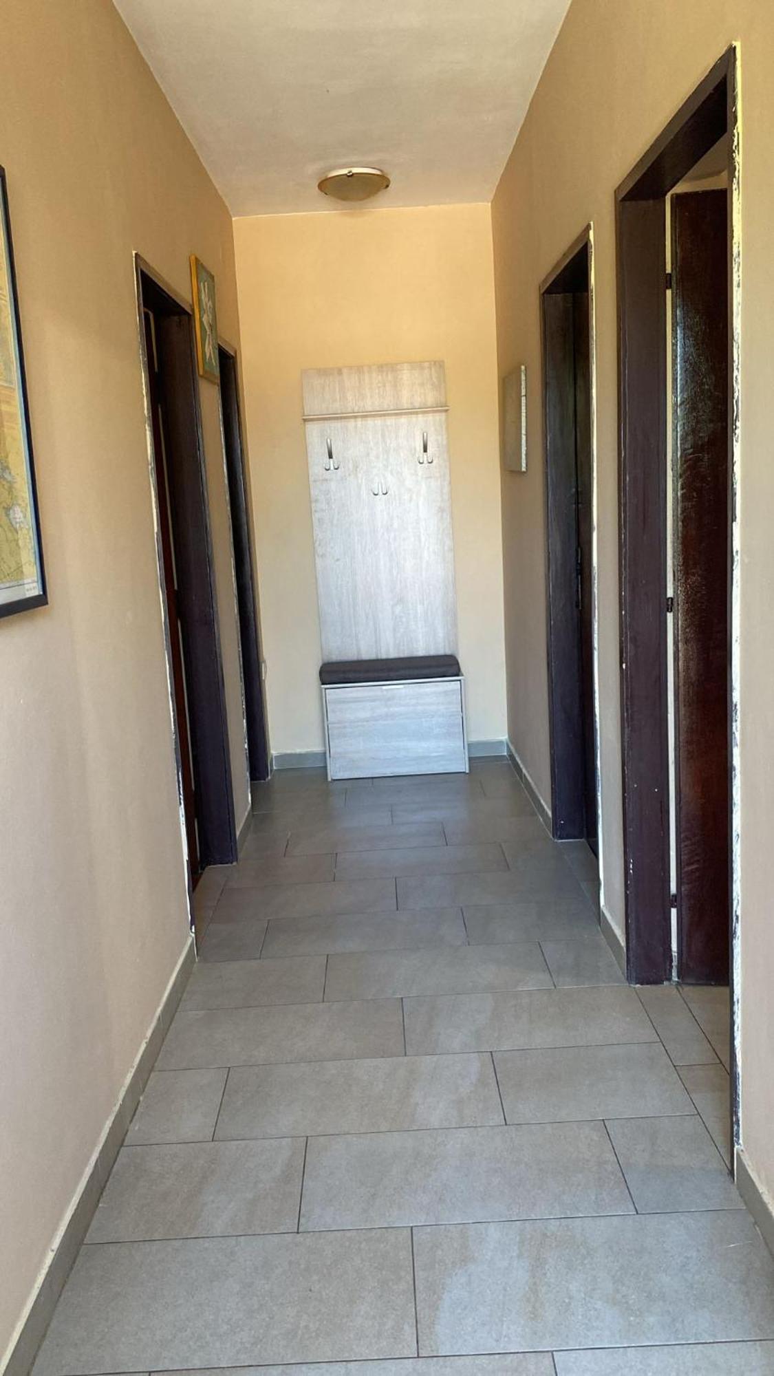 Apartmani Marija Povljana Phòng bức ảnh