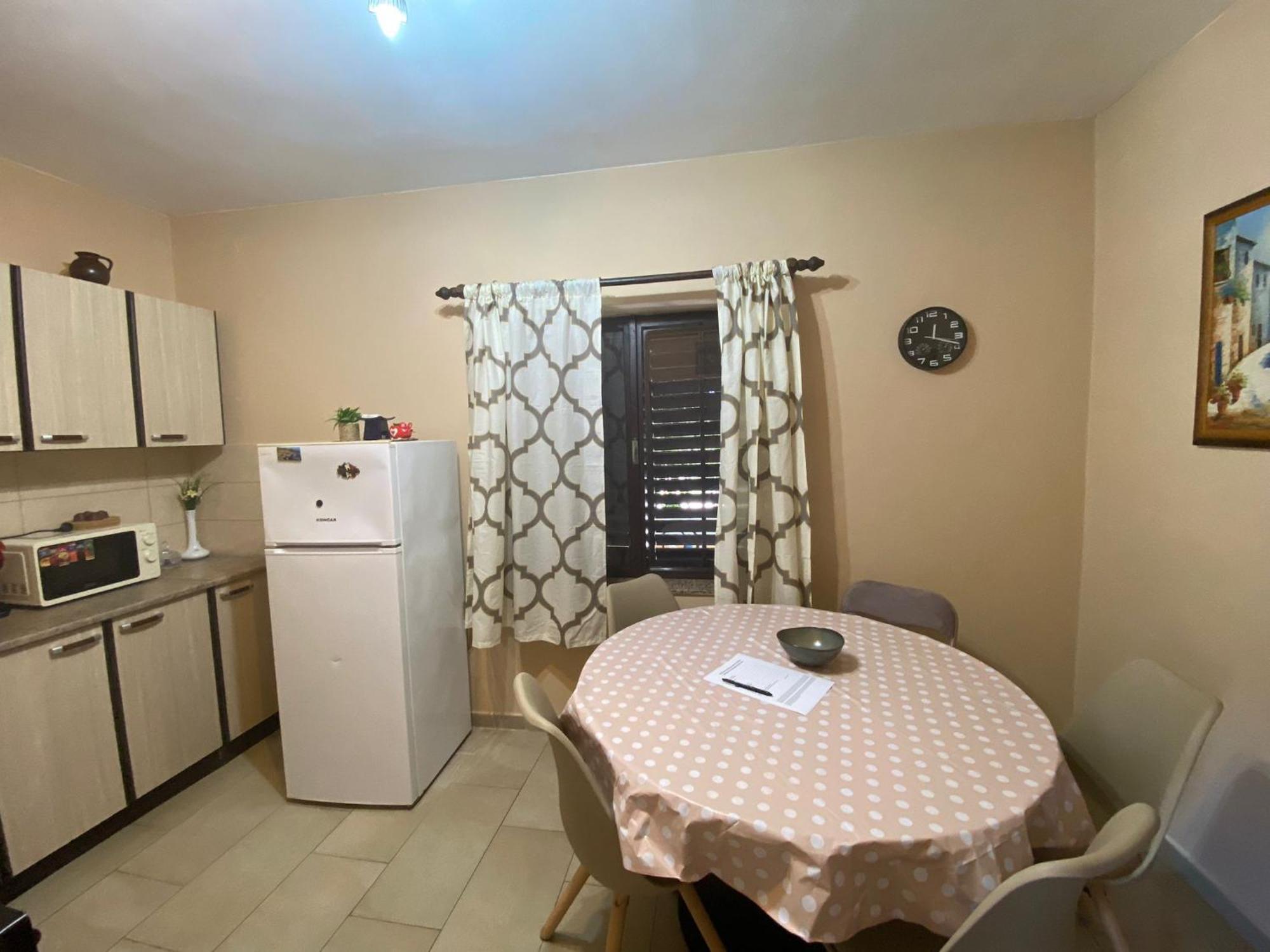 Apartmani Marija Povljana Ngoại thất bức ảnh